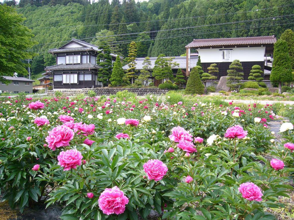 Shitanda Hotel Takayama  Exterior photo